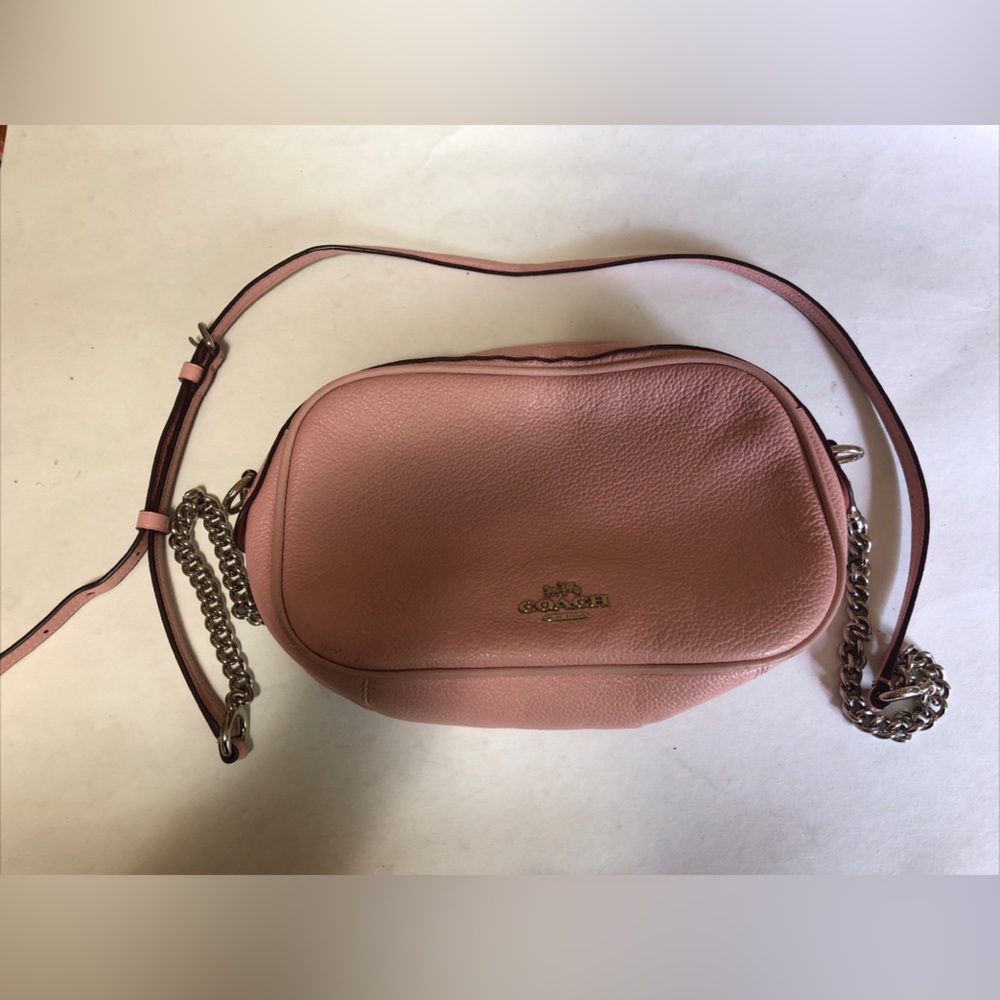 Coach  New York Pink Womans Leather Shoulder  Bag Authentic